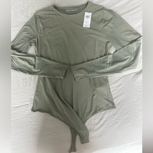 Abercrombie & Fitch Cream & Green Women's Bodysuit set - Picture 3 of 3